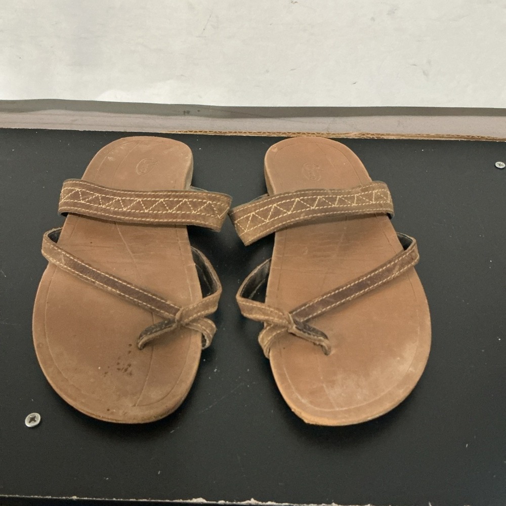 Chaco Womens Size 5 Deja Sandals Cognac Leather Thong Flip Flop Shoes J106876